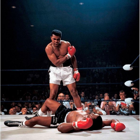 Canvas Print Muhammad Ali stands over Sonny Liston, Famous Picture 20"x16" - Picture 1 of 4